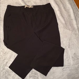 Pleated jogger-style business slacks